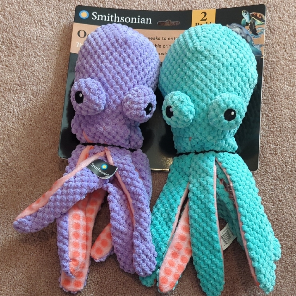 Smithsonian Plush Octopus Set New.